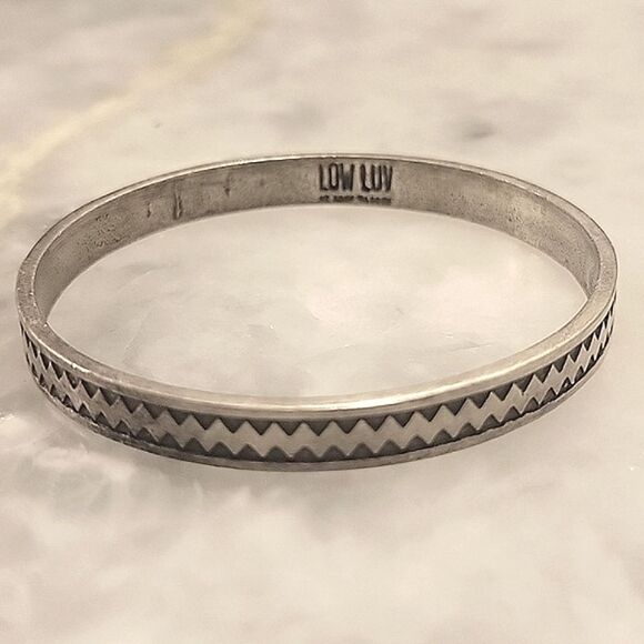 Low Luv Erin Wasson Silver Boho Navajo Native Bangle Bracelet Moto Punk Biker - Picture 4 of 4